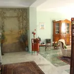 בית הארחה Cavaliere 4*